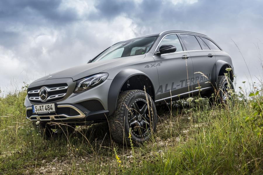  Mercedes-Benz E-Class All-Terrain 4x4&sup2; (S213) 2017 года  (фото 12 из 18)